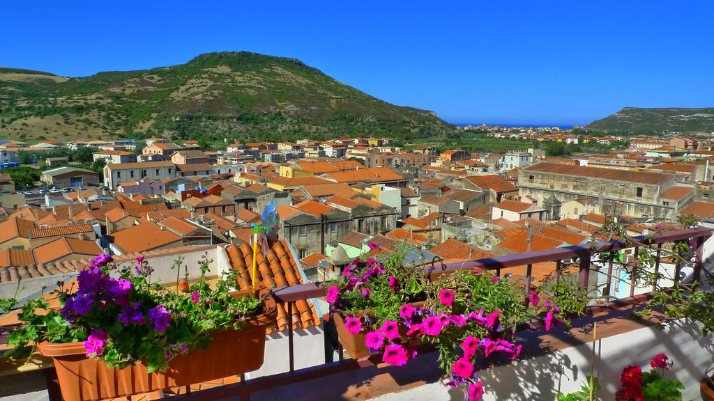 Guesthouse Bosa Di Giuseppe Bagian luar foto