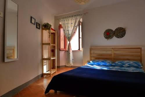 Guesthouse Bosa Di Giuseppe Bagian luar foto